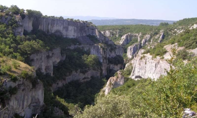 Vue d'ensemble du canyon d'Oppédette (Crédits: Elian Gossiome)
